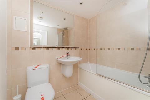 1 bedroom flat for sale, Wheler Street, London