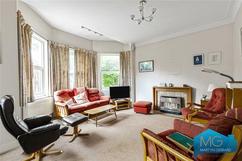 3 bedroom apartment for sale, Queens Avenue, Muswell Hill, London, N10