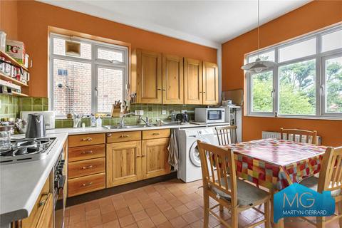 3 bedroom apartment for sale, Queens Avenue, Muswell Hill, London, N10
