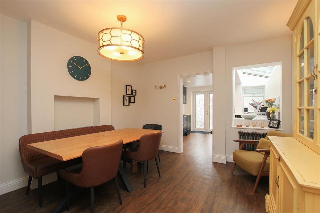 Diningroom.JPG