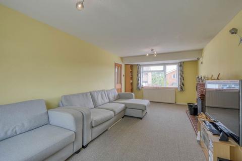 4 bedroom detached house for sale, Burns Close, Redditch, B97
