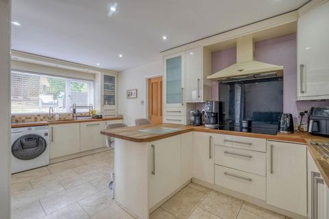 4 bedroom detached house for sale, Burns Close, Redditch, B97