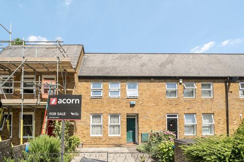 3 bedroom house for sale, Minnow Walk, Walworth, London