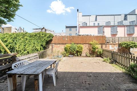 3 bedroom house for sale, Minnow Walk, Walworth, London