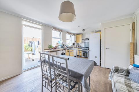 3 bedroom house for sale, Minnow Walk, Walworth, London