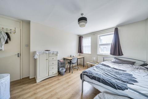 3 bedroom house for sale, Minnow Walk, Walworth, London