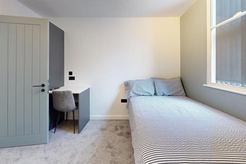 5 bedroom house to rent, Low Pavement, Nottingham NG1
