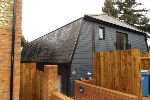 2 bedroom apartment to rent, Saxeway Drive, Chartridge Lane, Chesham HP5