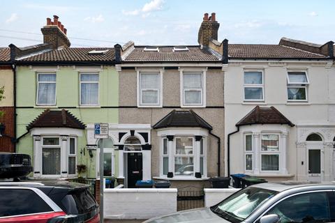 52 Grasmere Road, London, SE25 4RF