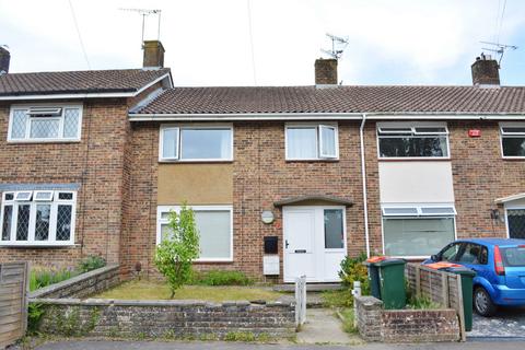 Lark Rise, Langley Green, RH11