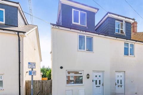 4 bedroom semi-detached house for sale, Gladstone Road, Penenden Heath, Maidstone