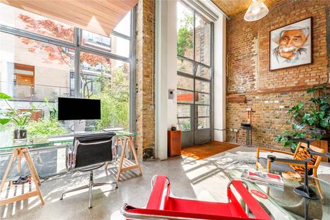 undefined, Kingsland Road, London, E8