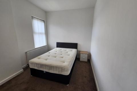4 bedroom house to rent, Montgomery Road, Manchester M13