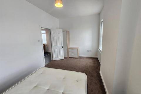 undefined, Montgomery Road, Manchester M13