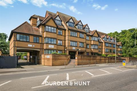 2 bedroom retirement property for sale, High Road, South Woodford E18
