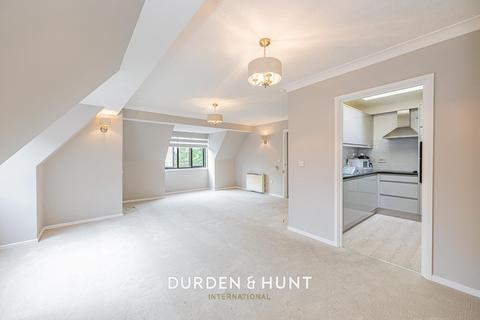 2 bedroom retirement property for sale, High Road, South Woodford E18
