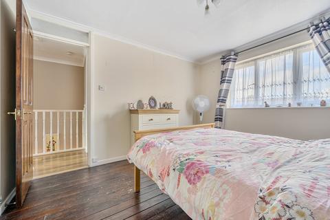 1 Farmers Close, Reading, RG2 8UQ