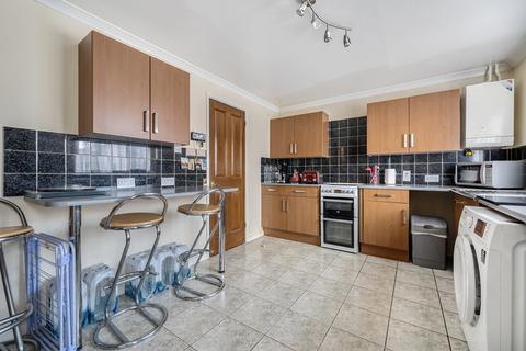 1 Farmers Close, Reading, RG2 8UQ