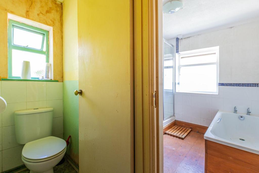 Wc/Bathroom
