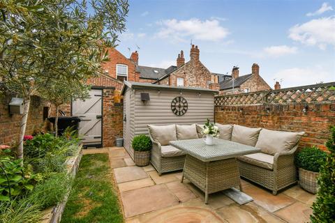 15 Aldreth Grove, York, YO23 1LB