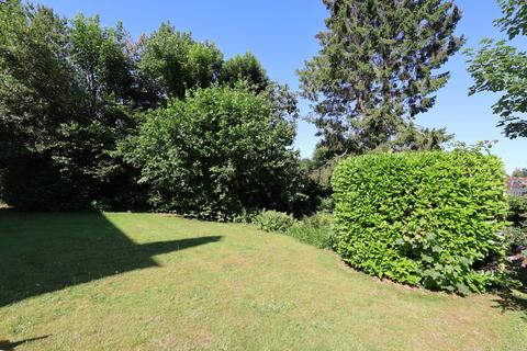 undefined, Woodlands, Haywards Heath RH16
