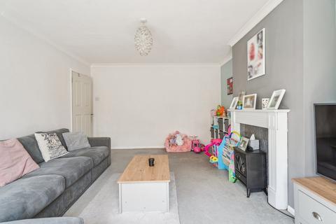 1, Blakeney House Wexham Street, Stoke Poges, Slough, SL3 6NN