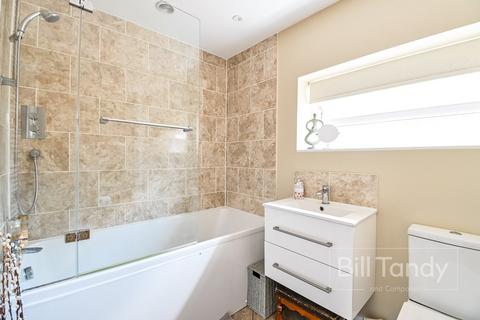 undefined, Johnson Close, Lichfield, WS13