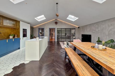 4 bedroom detached house for sale, Flitwick Road, Maulden, Bedfordshire, MK45