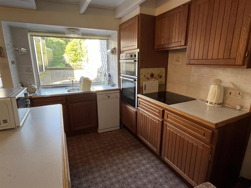 Kitchen.JPG