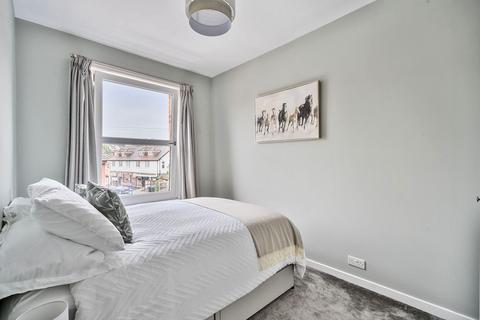 33 Edward Road, Coulsdon, CR5 2NQ