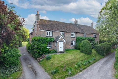 6 bedroom country house to rent, Hollow Lane, Wilton, Marlborough, Wiltshire, SN8