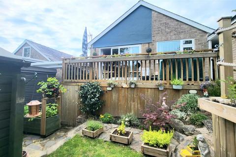 undefined, 79 Llwyn Ynn, Talybont