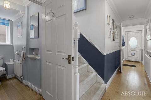5 Catherine Crescent, Paignton, TQ4 5JU