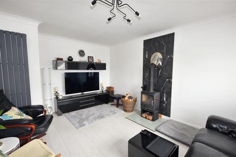 12 Boscarn Road, Redruth, TR15 1QB
