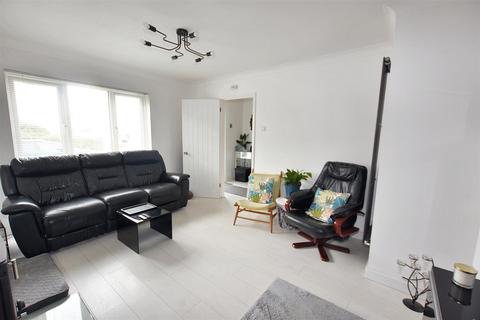 12 Boscarn Road, Redruth, TR15 1QB