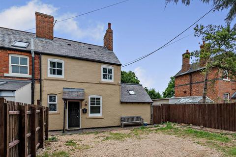 3 bedroom character property for sale, Oakham Road, Tilton On The Hill, Leicester