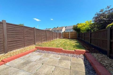 16 Camellia Close, Romford, RM3 0XW