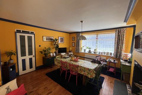undefined, Llanwrda, Llanwrda, Carmarthenshire.