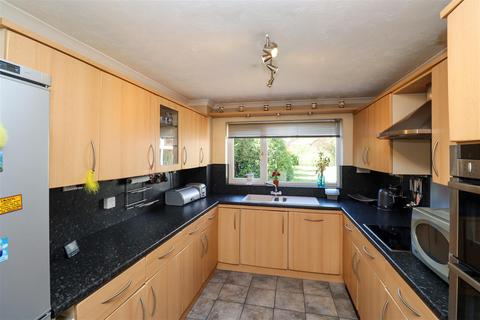 undefined, Hereford Mead, Fleet GU51