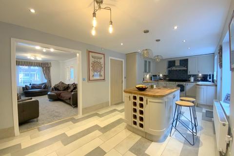 17 Brunel Close, Grimsby, DN32 9FE