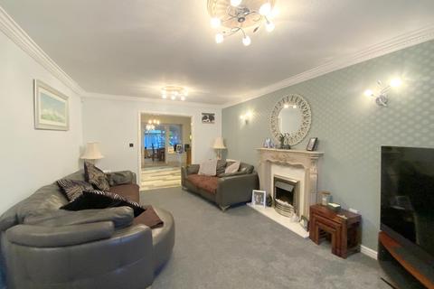 17 Brunel Close, Grimsby, DN32 9FE