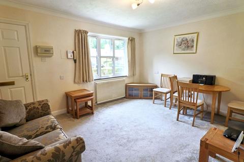 1 bedroom retirement property for sale, Ash Grove, , Haslemere GU27