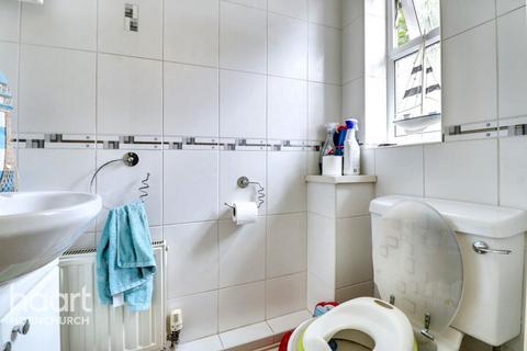2 bedroom end of terrace house for sale, Walnut Grove, Hornchurch