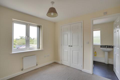 15 Aster Close, Red Lodge, Bury St Edmunds, IP28 8XL