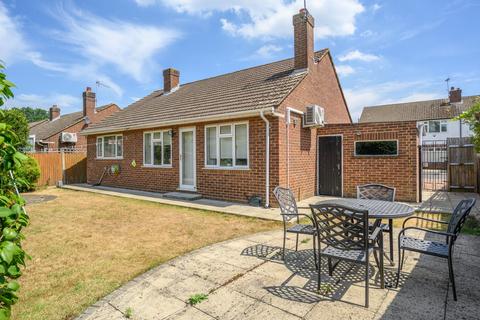 undefined, Robert Close, Hersham Village, KT12