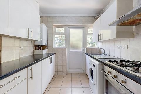 undefined, Princes Drive, Harrow, HA1