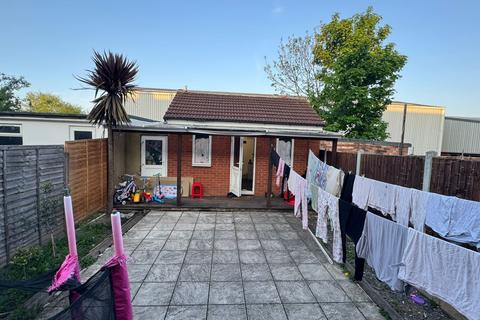 13 Gordon Road, Ilford, IG1 1SP