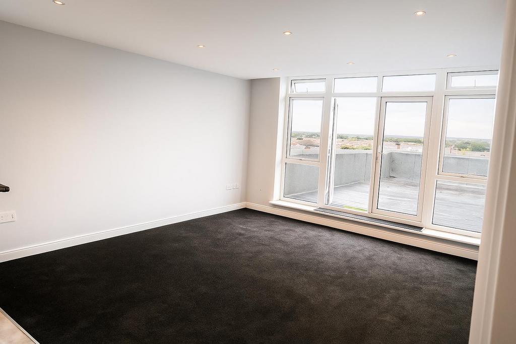 MAIN LOUNGE PHOTO.png