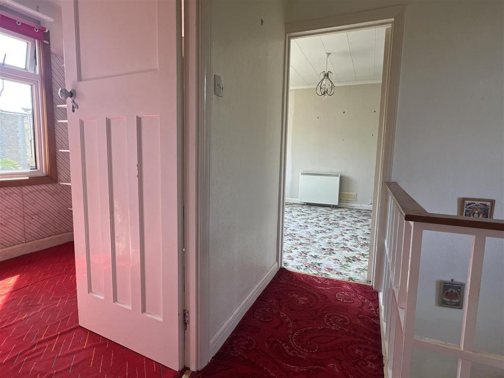 Stairs & Landing
