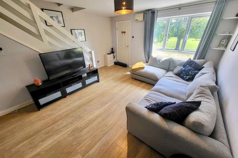 undefined, Carroll Close, Newport Pagnell